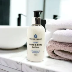 Royal Spice - 0373 -Perfume Promotion Store Bath Body 200ml Hand Body Lotion 1829e584 5b0a 490e 9f1a fca25326bfde